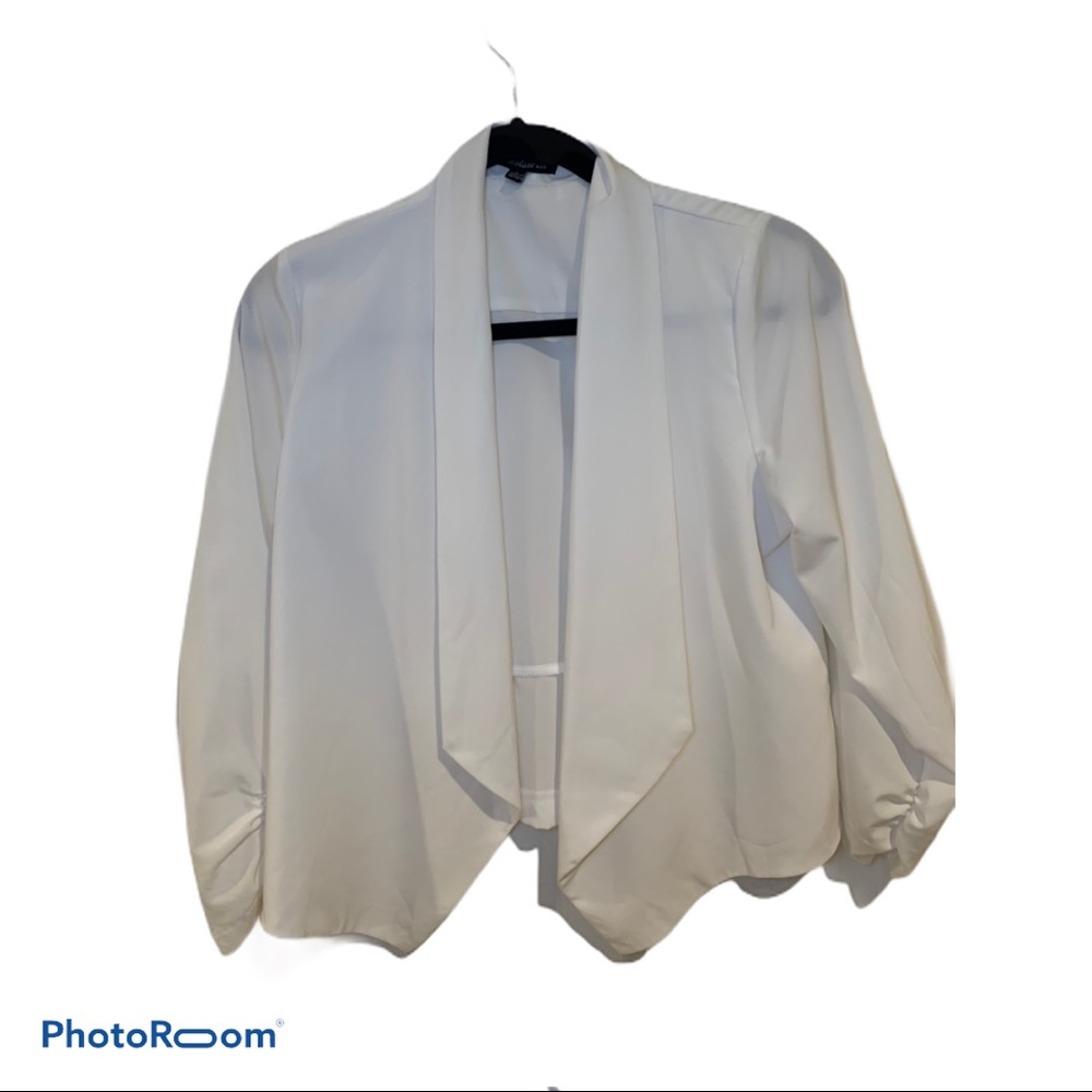 Chocolate White blazer ruched quarter sleeves